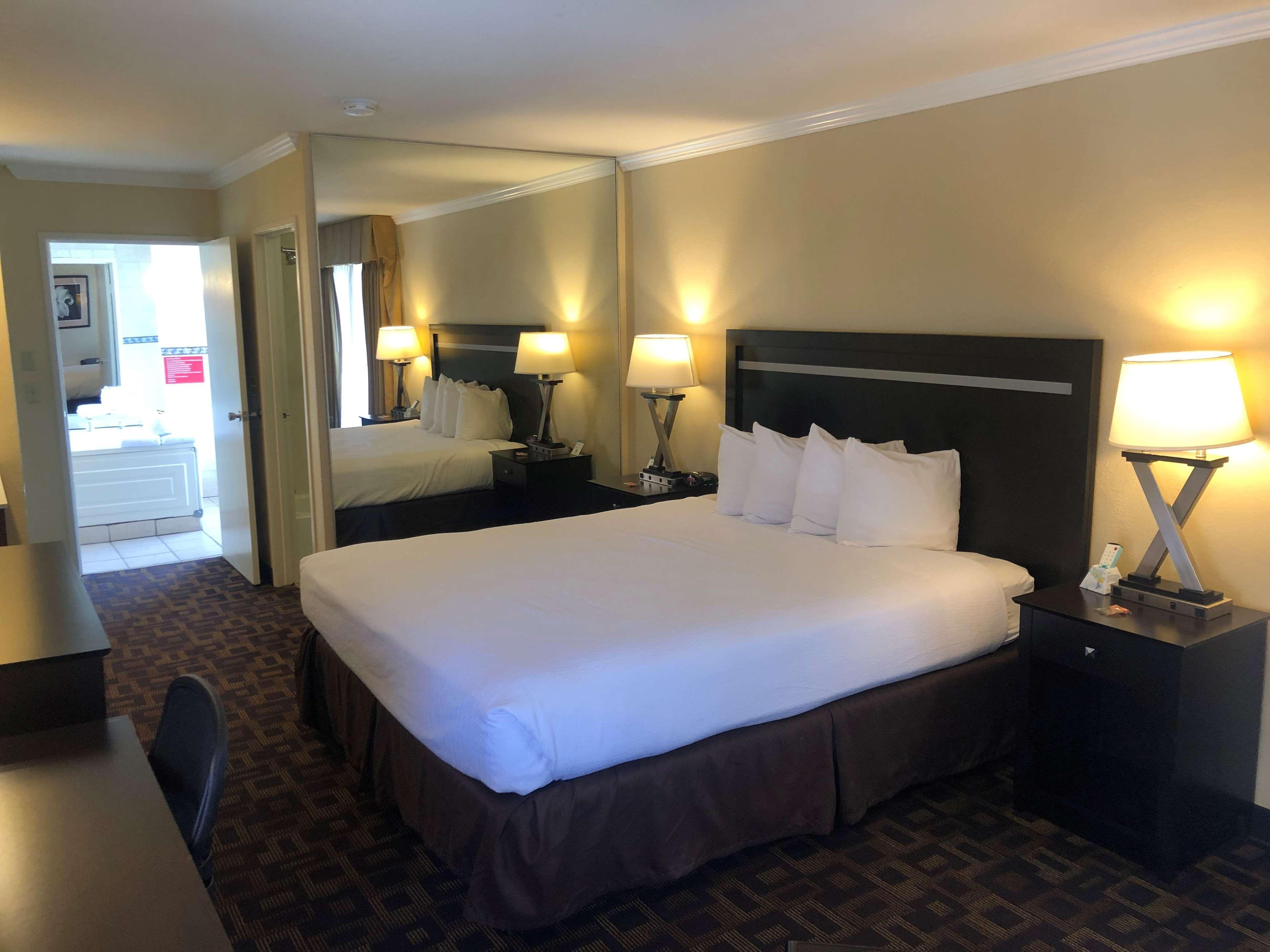 Best Western Plus Inn Of Hayward Exterior foto