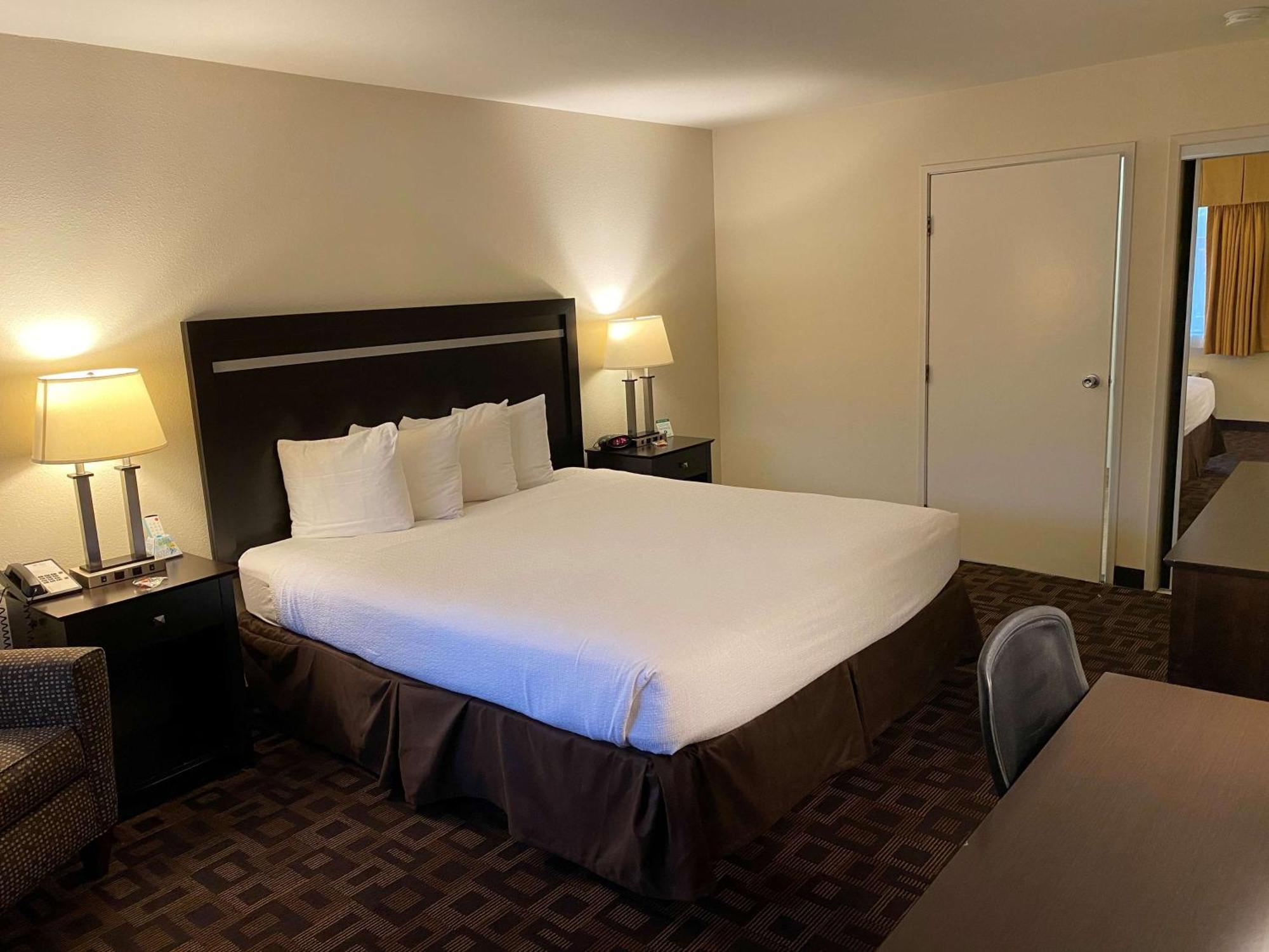 Best Western Plus Inn Of Hayward Exterior foto
