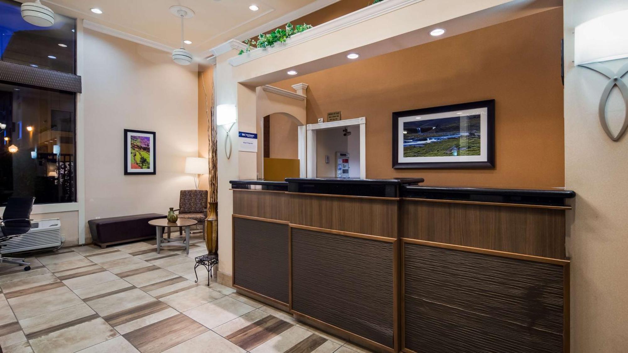 Best Western Plus Inn Of Hayward Exterior foto